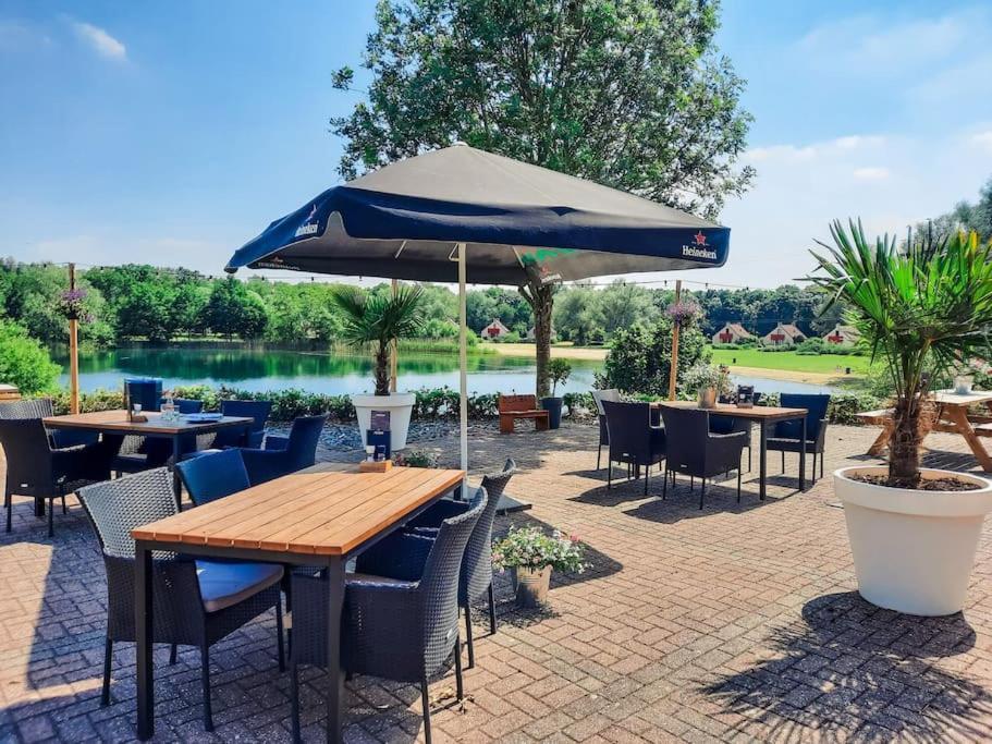Gezellige Vakantiewoning Aan Het Water In Ewijk - Recreational Only No Workers Екстериор снимка