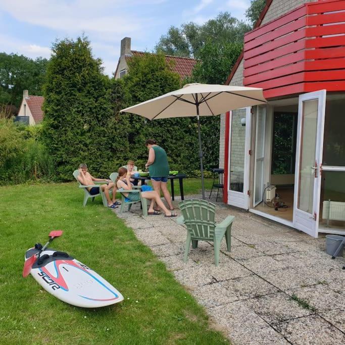 Gezellige Vakantiewoning Aan Het Water In Ewijk - Recreational Only No Workers Екстериор снимка