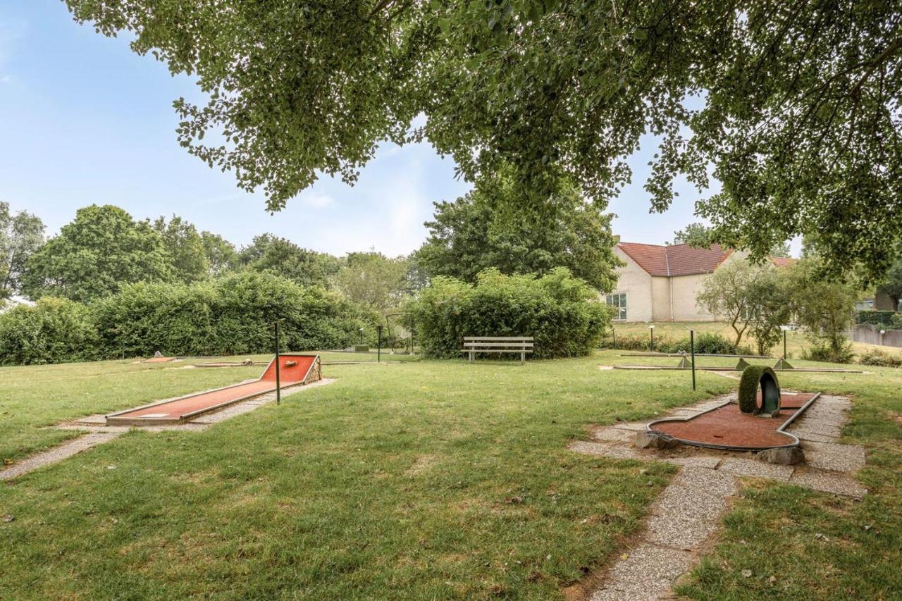 Gezellige Vakantiewoning Aan Het Water In Ewijk - Recreational Only No Workers Екстериор снимка