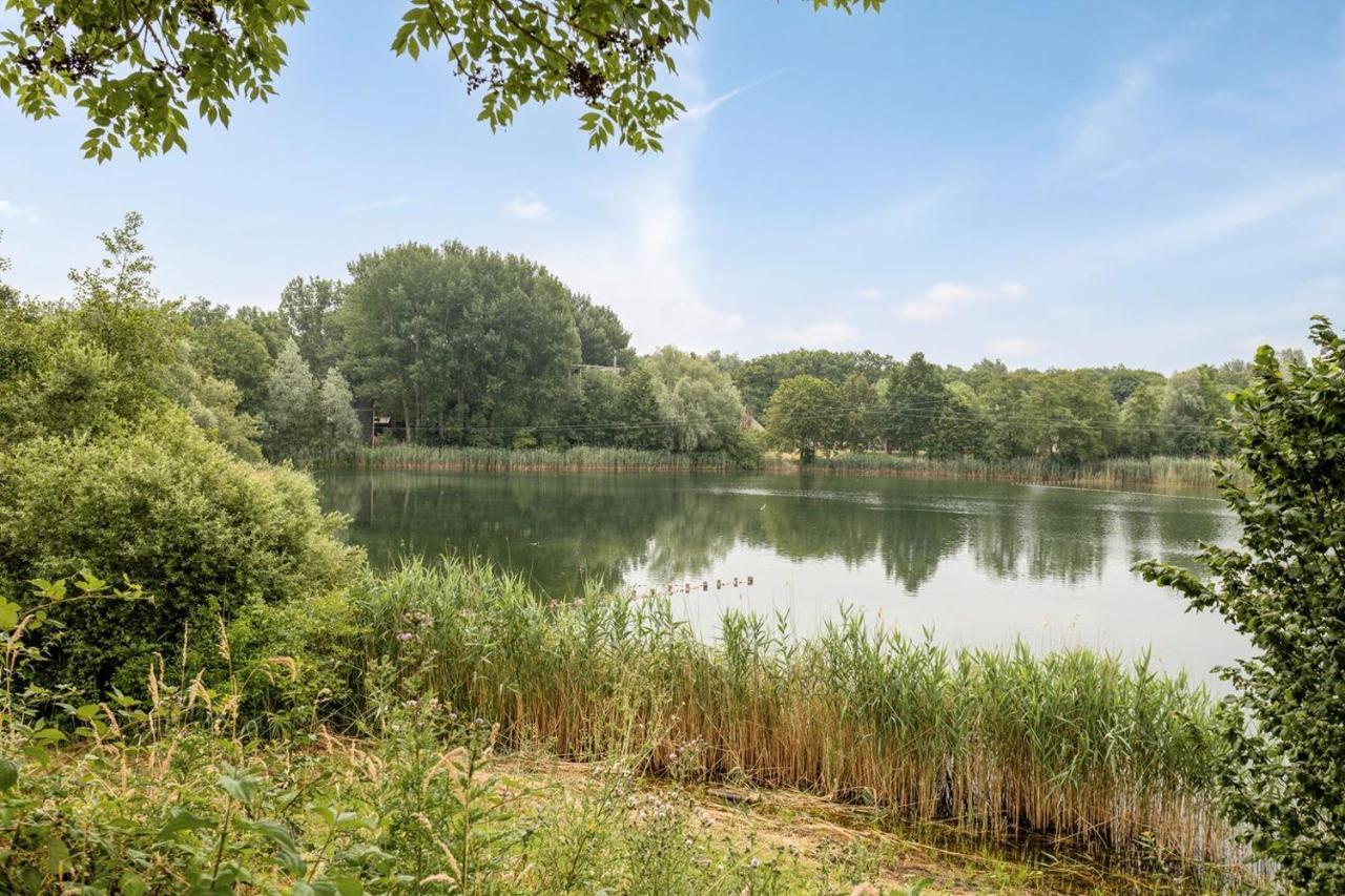 Gezellige Vakantiewoning Aan Het Water In Ewijk - Recreational Only No Workers Екстериор снимка