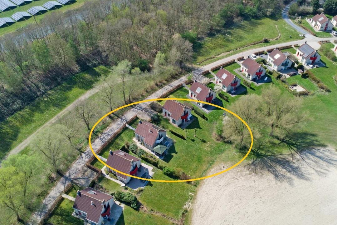 Gezellige Vakantiewoning Aan Het Water In Ewijk - Recreational Only No Workers Екстериор снимка